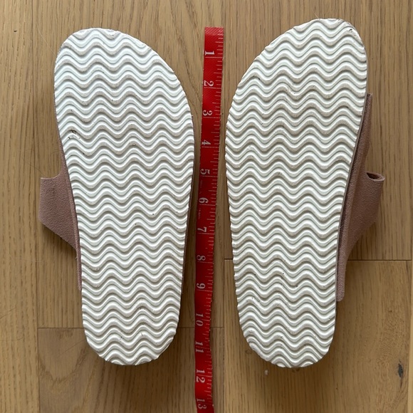 Time & Tru Slides - Picture 3 of 5